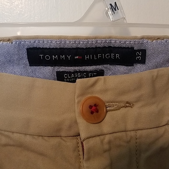 Shorts - Picture 2 of 3